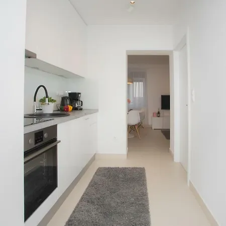 Apartment Luni *