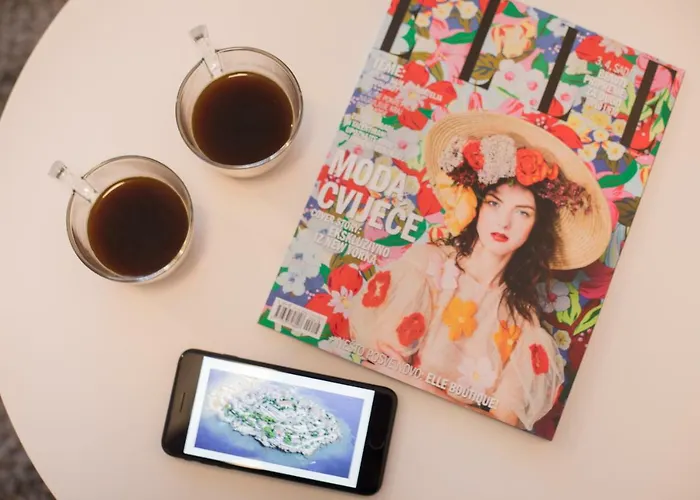 Luni شقة Primošten